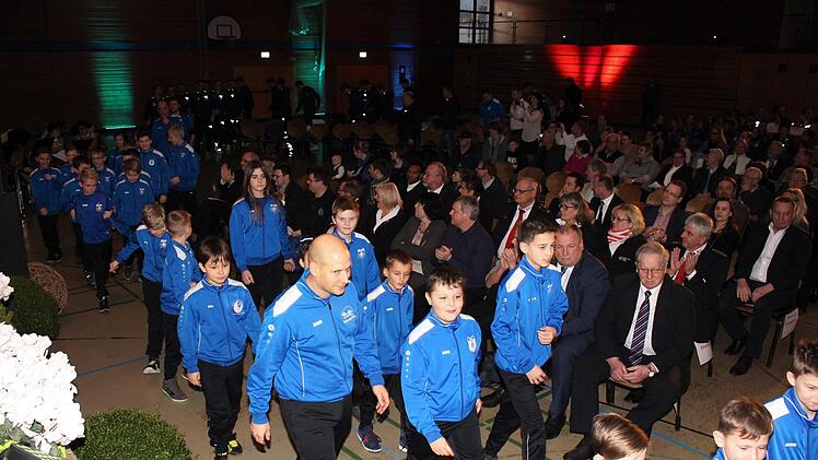 Die E- und F-Jugend der Spielvereinigung Etzelskirchen gewann 2017 verschiedene Meistertitel.Evi Seeger