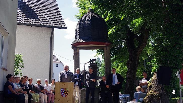 Altlandrat und Schirmherr Heinz Köhler bei seiner RedeHeike Schülein