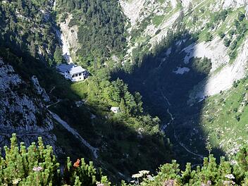 Tourist beim Bergsteigen im Höllental tödlich verunglückt