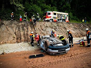 Zwischen Rupboden und Eckarts wurde die Feuerwehr zu einer nicht angek&uuml;ndigten &Uuml;bung alarmiert. Foto: Benedikt Stelzner