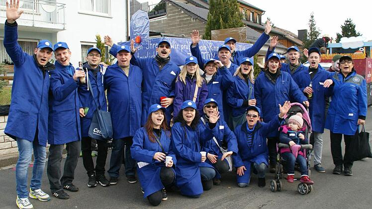Wer im Fasching ein bisschen gelitten hat, konnte bei der Gruppe Barthelmes gleich zum TÜV.