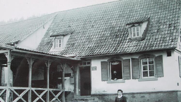 Das Gasthaus "Alte Brauerei" hat seinen Namen von der früher angeschlossenen Brauerei Wahler. Hier wurden auch Schulspeisungen vorgenommen. Foto: Archiv Renate Graser