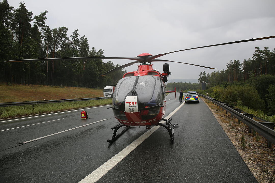 Schwerer Unfall nach Starkregen auf A9 bei Bayreuth