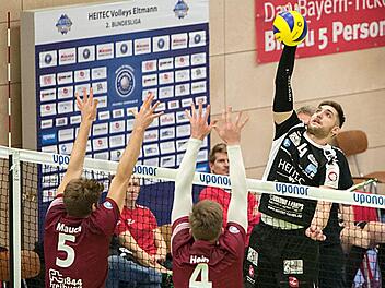 Der neunte Sieg in Folge: Gegen FT Freiburg setzten die Heitec Volleys ihren Siegeszug in der 2. Bundesliga fort und gehen nun in eine zweiw&ouml;chige Weihnachtspause.Franziska Prokein