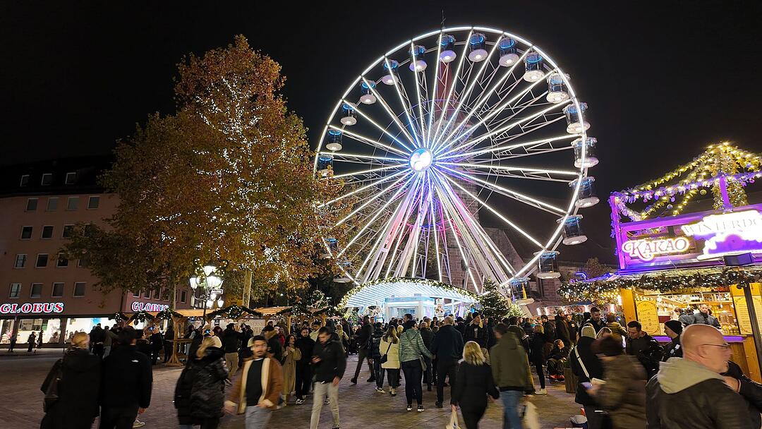Nürnberg erstrahlt wieder in weihnachtlichem Glanz - die schönsten Bilder