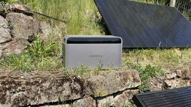 Balkon-PV-Speicher im Mega-Set