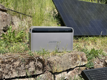 Balkon-PV-Speicher im Mega-Set