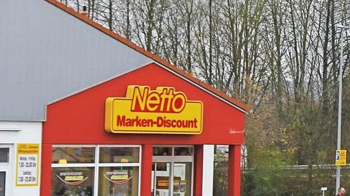 Der angeklagte Albaner ließ sich in Bad Staffelstein in einem Netto-Markt - wie einer auf diesem Symbolfoto zu sehen ist - einsperren. Jetzt muss sich der 38-Jährige in Nürnberg vor Gericht für eine ganze Serie Einbrüche verantworten.  Foto: Archiv