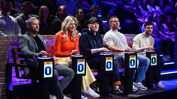 Fünf Promi-Herausforderer, größtenteils chancenlos am RTL-Spieleabend, von links: Paul Janke, Larissa Marolt, Joey Kelly, Mimi Kraus und Luca Hänni.