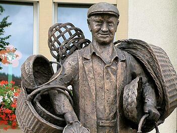 Das fünftägige Kirchweihfest in Sand hat eine langjährige Tradition. Fotos: Alfons Beuerlein