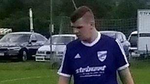 Enttäuscht verließ Alexander Ehrlicher gestern den Platz in Weidach. Nach der 1:2-Niederlage gegen den FC Bad Rodach ist der Höhner Traum vom Aufstieg in die Kreisklasse endgültig geplatzt.