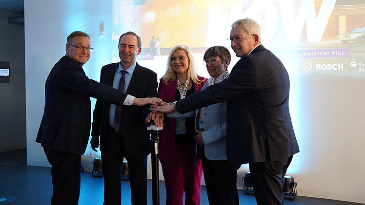 Bamberg: Aiwanger eröffnet Digitales Gründerzentrum LAGARDE1 - "Innovationstreibende von Morgen"