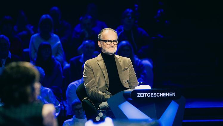 Was seine Arbeit als TV-Moderator betrifft, ist Frank Plasberg inzwischen in Rente. Die Besuche bei Johannes B. Kerners Quizshows l&auml;sst er sich jedoch nicht nehmen.