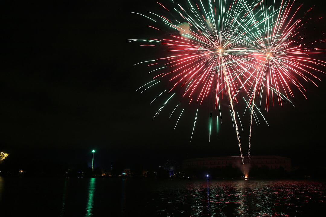 Feuerwerk Volksfest Nürnberg