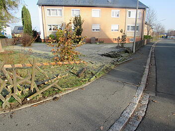 Ein Unbekannter hinterl&auml;sst ein Bild der Verw&uuml;stung in Oberkotzau.
