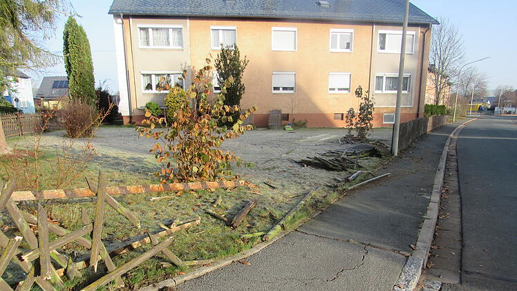 Ein Unbekannter hinterl&auml;sst ein Bild der Verw&uuml;stung in Oberkotzau.