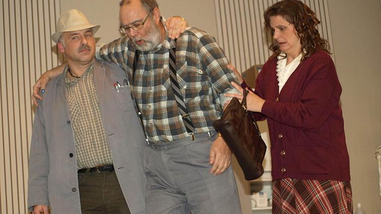 Die Komödie "Gute Besdserung" mit der Theatergruppe des TSV Oerlenbach. Foto: Stefan Geiger