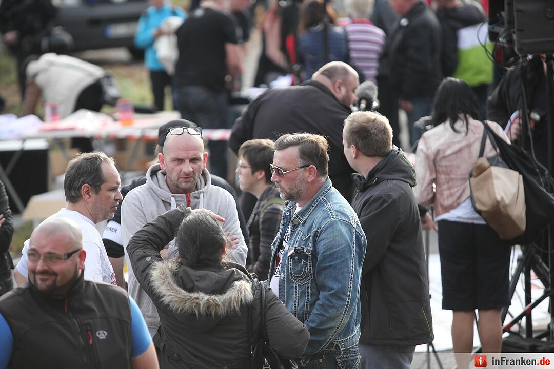 Pegida in Schirnding - Demo und Gegendemo