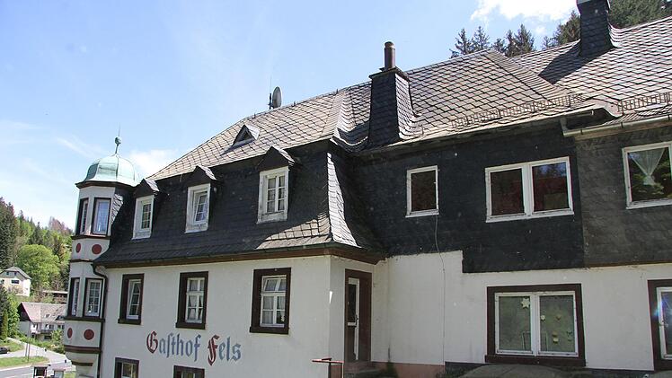 Der Gasthof Fels muss noch   zum Naturpark-Zentrum umgebaut werden.