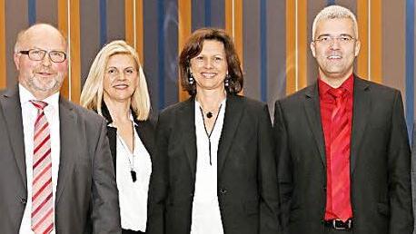 Staatsministerin Ilse Aigner (Dritte von rechts) mit (von links) den Gemeindevertretern Hans Pietz (Pressig), Egon Herrmann (Weißenbrunn), Susanne Grebner (Wilhelmsthal), Timo Ehrhardt (Ludwigsstadt) und Thomas Engel von der Regierung von Oberfranken Foto: privat