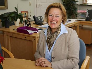Barbara Pflaum in ihrem Arbeitszimmer, das sie Ende des Jahres verlassen wird. Foto: Barbara Herbst