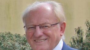 Ernst Oestreicher, Leiter der Berufsfachschule für Musik Bad Königshofen wurde erneut in zwei Spitzengremien des bayerischen und deutschen Musiklebens gewählt. Foto: Hanns Friedrich