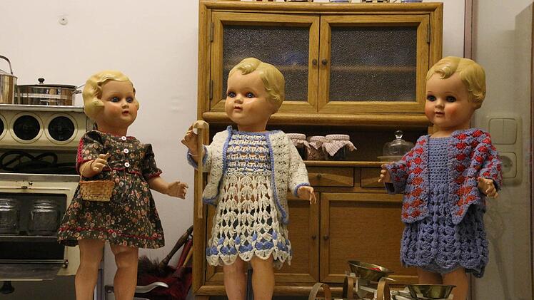 Ganz schick im Häkelkostüm! Foto: Simone Bastian