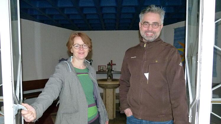 Das Pfarrerehepaar  Martin Schnurr und  Jutta Müller-Schnurr freut sich auf seinen Dienst in der Gemeinde St. Matthäus-Gaustadt. Foto: Marion Krüger-Hundrup