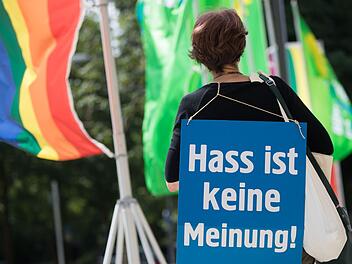 Protest gegen Hassnachrichten