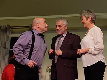 Viel zu lachen hatten bei der Premiere des Theaterstücks "Kaviar trifft Currywurst". Philipp Bauernschubert