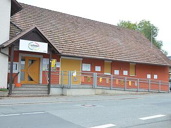 Erst vor wenigen Monaten war der Dorfladen mit viel ehrenamtlichem Engagement neu gestaltet worden. Jetzt muss er schließen. Foto: Rainer Lutz