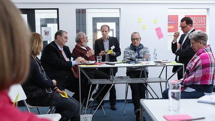 Denkwerkstatt "Bamberg 2050": Blick auf den Workshop "Wie wohnen wir?". Foto: Barbara Herbst