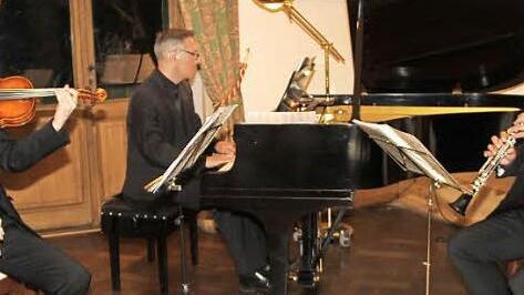 Das Coburger Kammertrio mit (v. li.) Andreas Hilf, Antonio Grimaldi und Edgar Eichstädter Foto: Gerda Völk