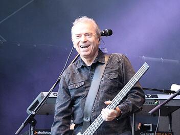 Günther Sigl von der Spider Murphy Gang beim HUK-Coburg-Open-Air-Sommer im Tambacher SchlosshofFoto: Marieke Fiala