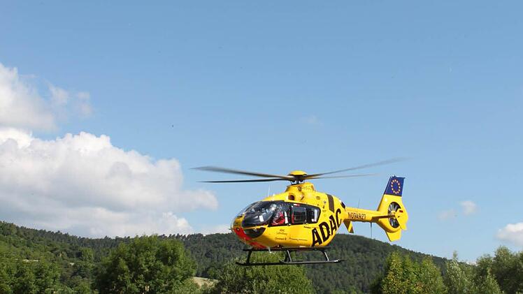 Ein junger Mann wurde am Dienstag bei einem Unfall auf der B287 schwerst verletzt. Foto: Thomas Mäuser