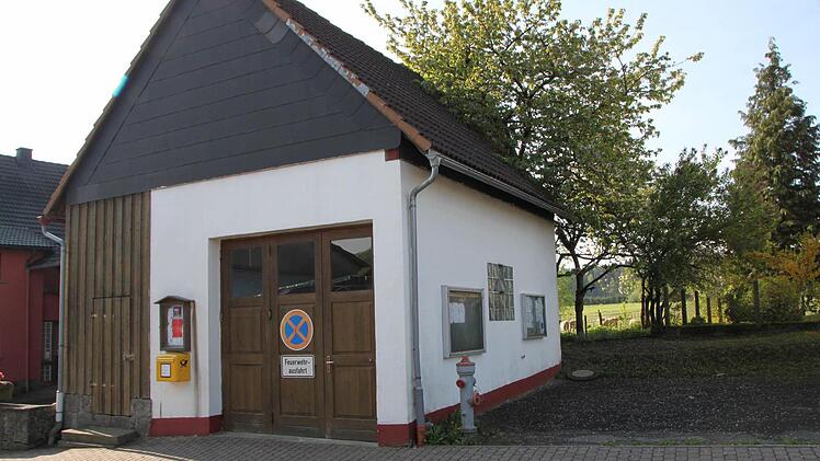 Das Fahrzeug der Volkerser Wehr wird bald ersetzt. Spätestens dann wird ein größeres Gerätehaus gebraucht. Foto: Ulrike Müller