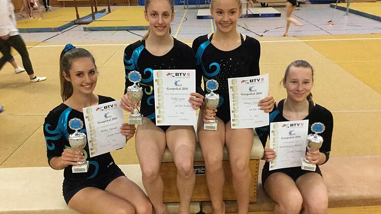 Miriam Müller, Lena Völkl, Chiara Ebner und Melina Winkelmann (v.l.) mischten beimGaupokal ganz vorne mit. Foto: Peter Müller