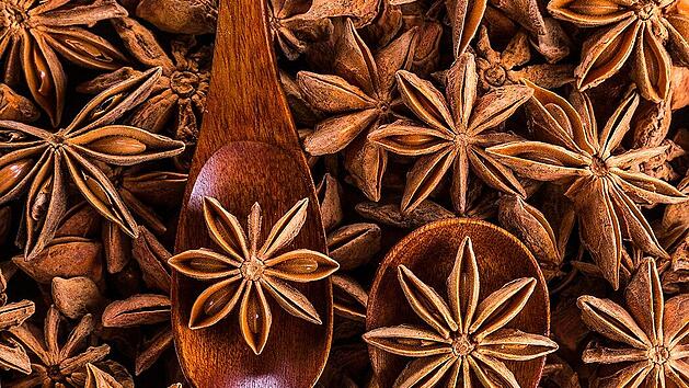 Anissterne gehören zur Weihnachtsbäckerei dazu.
