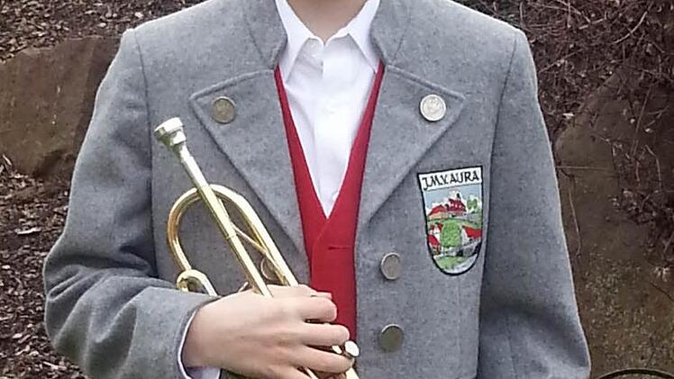 Justus Waldig hat die D-2-Prüfung bestanden und wurde geehrt.  Foto: privat