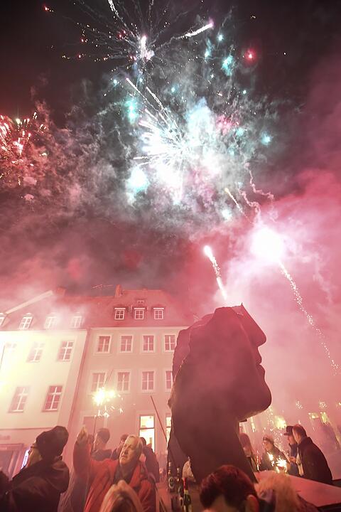 Impressionen von der Silvesternacht: So feierte Bamberg den Jahreswechsel