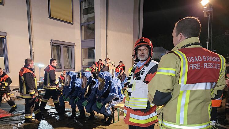 Pegnitz: Nach mysteriösem Gasaustritt an Sana-Klinik - BRK erklärt Ursache von Großeinsatz