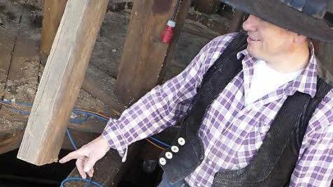 Auch der Austausch des einen oder anderen Balken ist nötig. Foto: privat