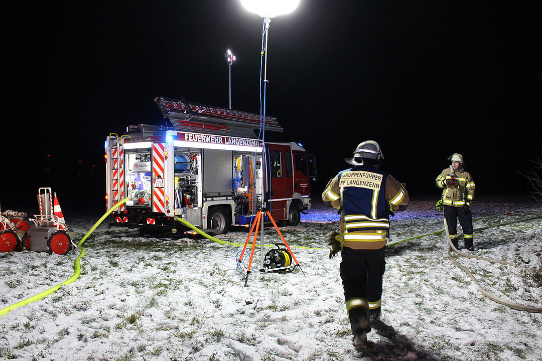 Tragödie in Mittelfranken: 56-Jähriger und seine zwei Hunde sterben bei Feuer in Gartenlaube