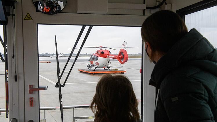 ASB Wünschewagen: Rundflug am Nürnberger Flughafen