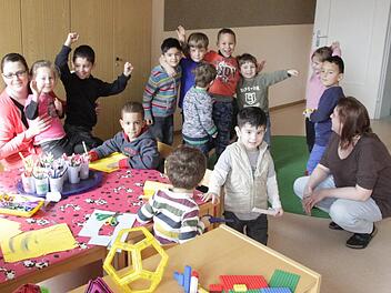Aufbruchstimmung unter den Carl-Zeitler-Kindern. Am 2. April dürfen sie in ihre frisch sanierten Räume zurück. Fotos: Roepert