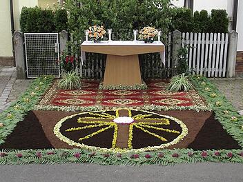Dieses Bild vom zweiten Altar entstand im vergangenen Jahr.  Foto: Dieter WolfDieses Bild vom zweiten Altar entstand im vergangenen Jahr.  Foto: Dieter Wolf