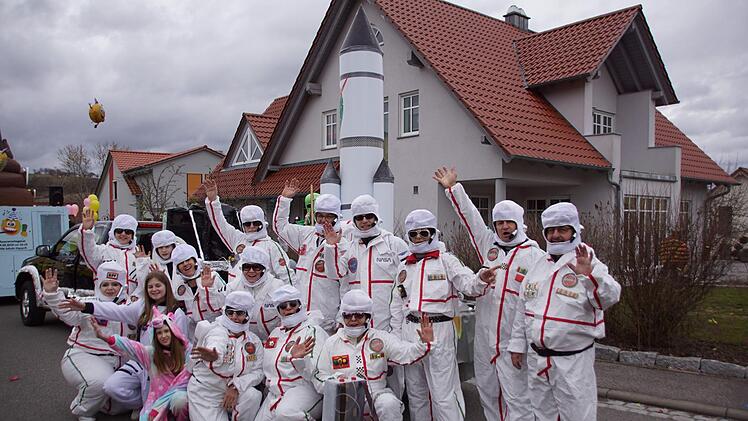 Missionarisch unterwegs in Sachen Fasching: der RSV Unterschleichach als "Narren im Weltraum".