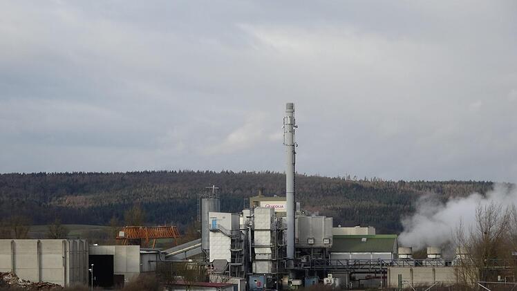Damit im Zapfendorfer Holzkraftwerk Klärschlamm getrocknet hätte werden können, hätte der Bebauungsplan geändert werden müssen. Jetzt gibt es eine Alternative dazu- Andreas Welz