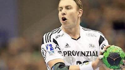 Der für viele Kenner derzeit beste Handballer der Welt, Filip Jicha, bat den THW Kiel bisher vergeblich um eine Freigabe für den FC Barcelona. Gut so, denn deshalb kommen die Besucher der HUK-Coburg Arena heute in den Genuss, den Star hautnah zu erleben.  dpa