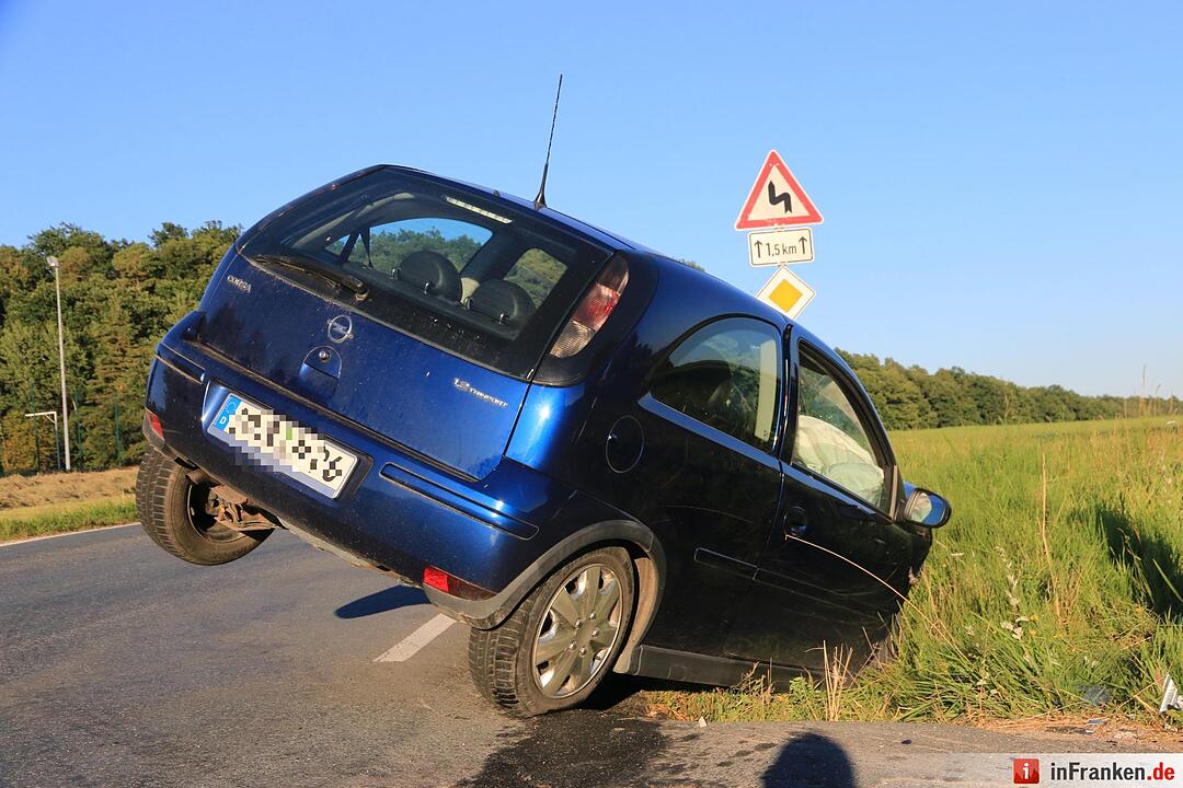 Zwei Verletzte bei Unfall bei Reichmannsdorf